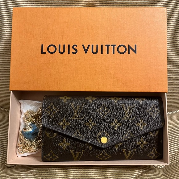 💯Authentic Louis Vuitton Portefeuille Sarah Long Wallet w/Chain inclusion - Picture 17 of 17